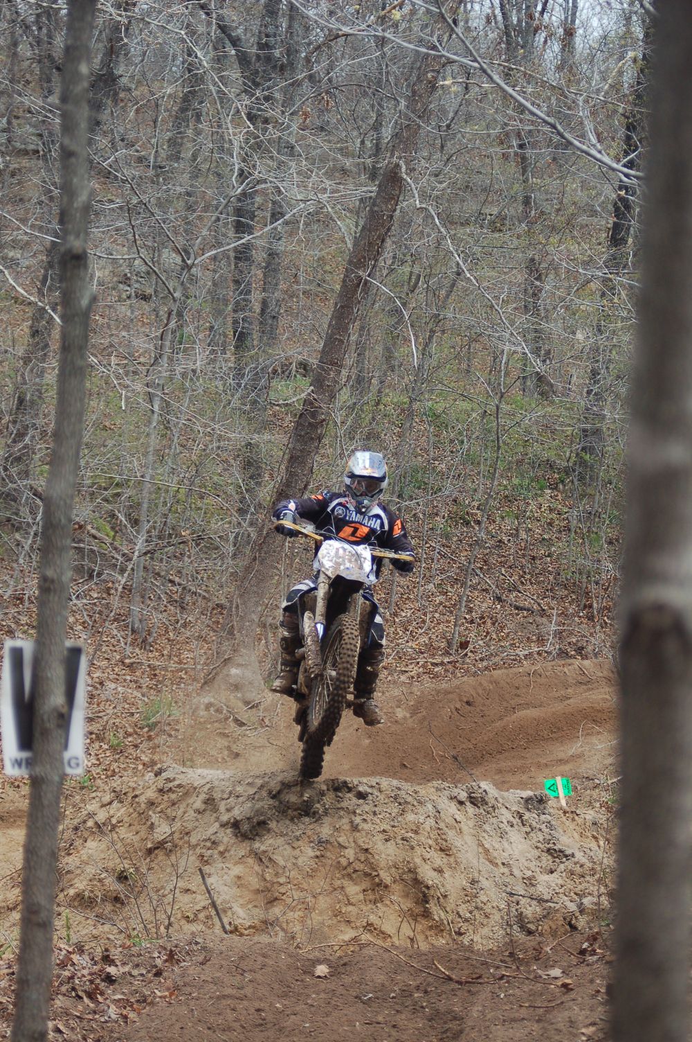 creek-jump-057s